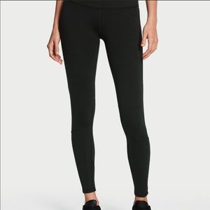 ⭐️ Victoria’s Secret High Waisted Leggings KnockOut